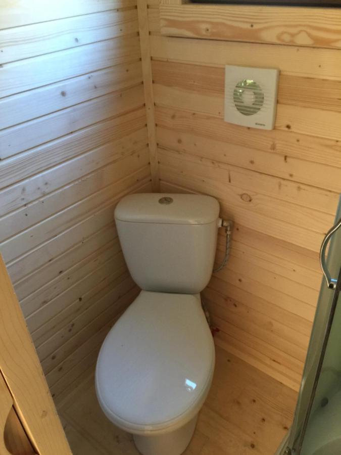 Rougeou Roulottes Du Chalet Des Pins מראה חיצוני תמונה