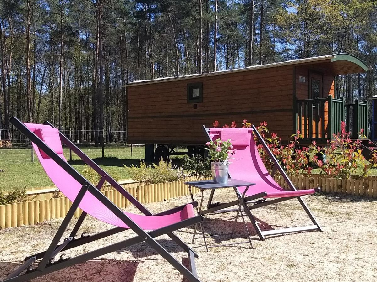 Rougeou Roulottes Du Chalet Des Pins מראה חיצוני תמונה